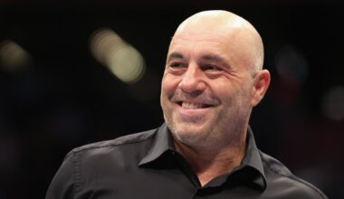 Joe Rogan Renews Nine-Figure Spotify Deal