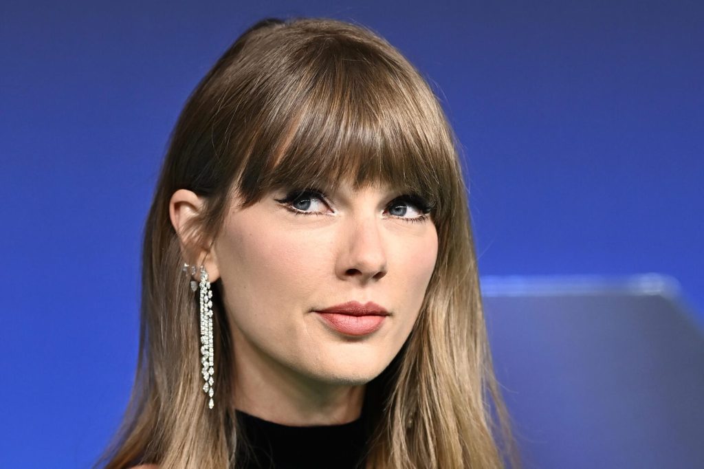 Taylor Swift's 'Patient Zero' Is U.K. No. 1 Single for Second Week