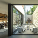 © Jaime Florio Photography Parkside Villa / Studio B Architecture + Interiors - Interior Photography, Wood, Courtyard