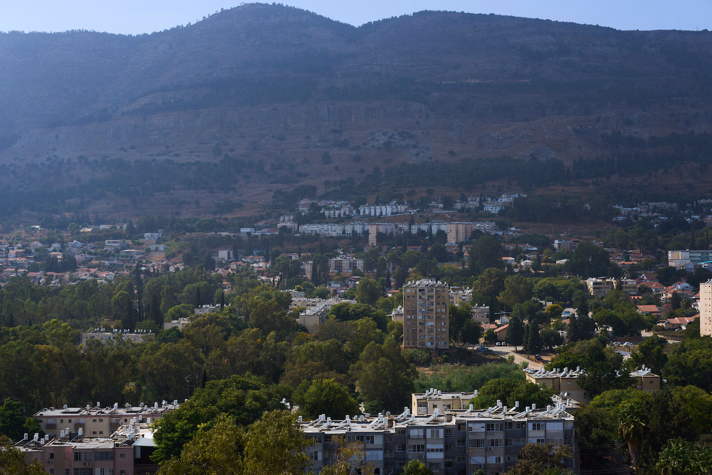 In Netanyahu stronghold, signs of fraying loyalty emerge before election