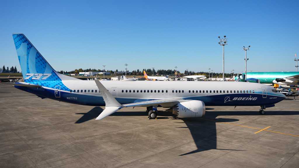 FAA clears Boeing 737 Max 10 for passenger service
