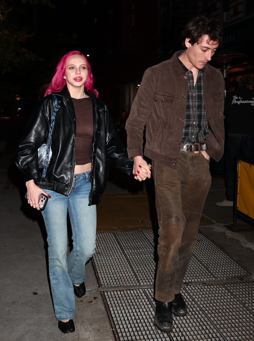 exclusive new york city, ny musician adéla and her boyfriend jackson shanks were leaving dinner at the popular restaurant bar pitti in new york city the couple stepped out for the evening meal following a performance on the tonight show starring jimmy fallon the pair held hands while walking down the sidewalk, with adéla showcasing her bright pink hair in a black leather jacket, sheer brown top, and blue jeans beside her, shanks opted for a brown suede jacket layered over a plaid shirt and brown trousers pictured adéla, jackson shanks backgrid usa 22 october 2026 byline must read blayzenphotos backgrid usa 1 310 798 9111 usasalesbackgridcom uk 44 208 344 2007 uksalesbackgridcom uk clients pictures containing children please pixelate face prior to publication exclusive new york city, ny musician adéla and her boyfriend jackson shanks were leaving dinner at the popular restaurant bar pitti in new york city the couple stepped out for the evening meal following a performance on the tonight show starring jimmy fallon the pair held hands while walking down the sidewalk, with adéla showcasing her bright pink hair in a black leather jacket, sheer brown top, and blue jeans beside her, shanks opted for a brown suede jacket layered over a plaid shirt and brown trousers pictured adéla, jackson shanks backgrid usa 22 october 2026 byline must read blayzenphotos backgrid usa 1 310 798 9111 usasalesbackgridcom uk 44 208 344 2007 uksalesbackgridcom uk clients pictures containing children please pixelate face prior to publication