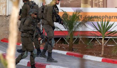 Israel preparing full lockdown of occupied West Bank after Hebron gunfight | Israel-Palestine conflict News
