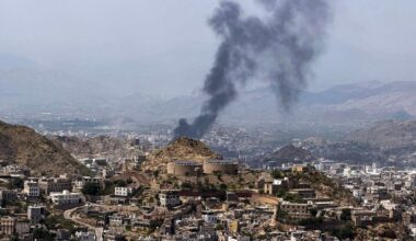 Hospital in Yemen’s Taiz warns of collapse in days because of Houthi siege | Conflict News