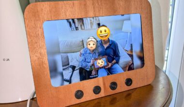 This cool Raspberry Pi project turns Telegram photos and voice messages into framed pictures