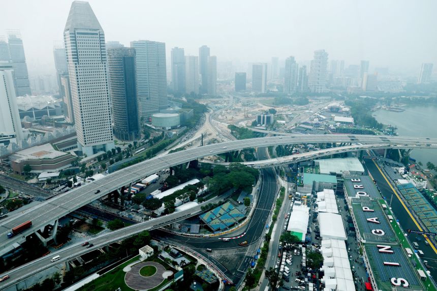 Formula One F1 - Singapore Grand Prix - Marina Bay Street Circuit, Singapore - October 8, 2026 General view of a wildfire smoke haze over the circuit ahead of the Singapore Grand Prix