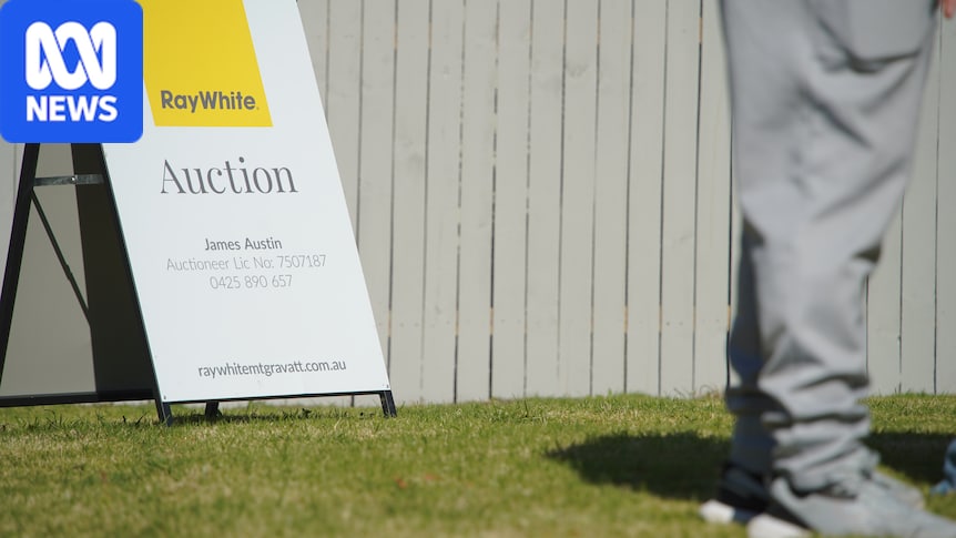 House values drop in all capital cities for first time in 15 years, Domain says