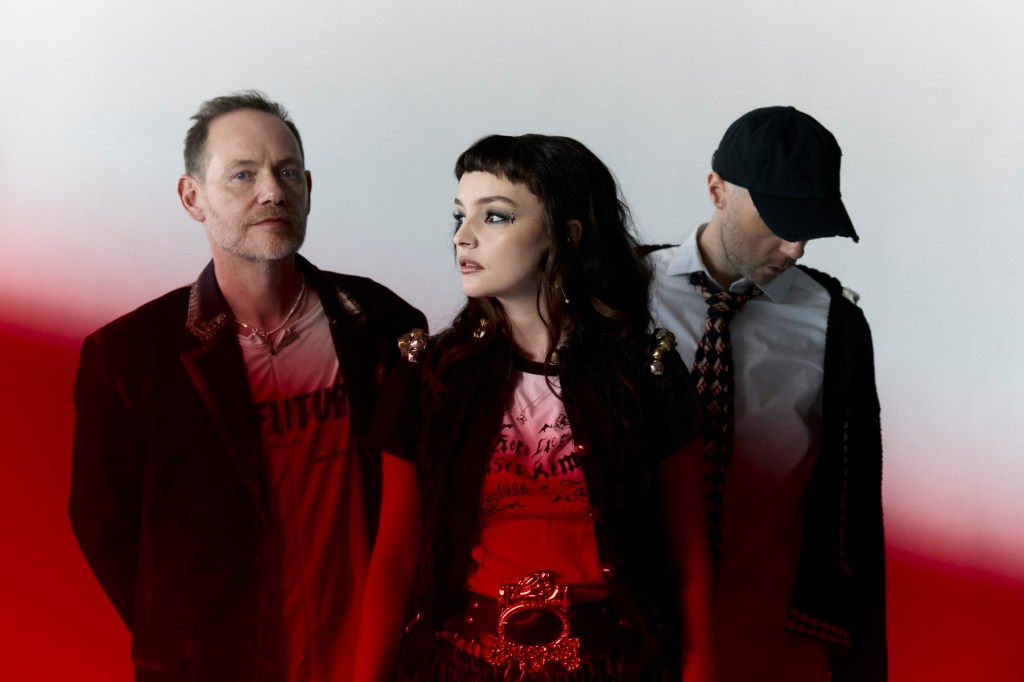 Chvrches New Single 'Overthinker' From 'All the King's Men': Listen