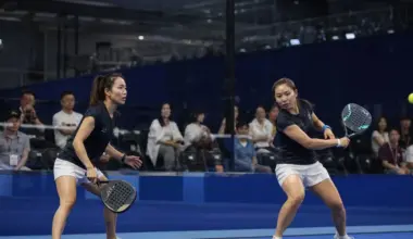 Former midwife Ozawa reaches padel quarterfinals — Taipei Times