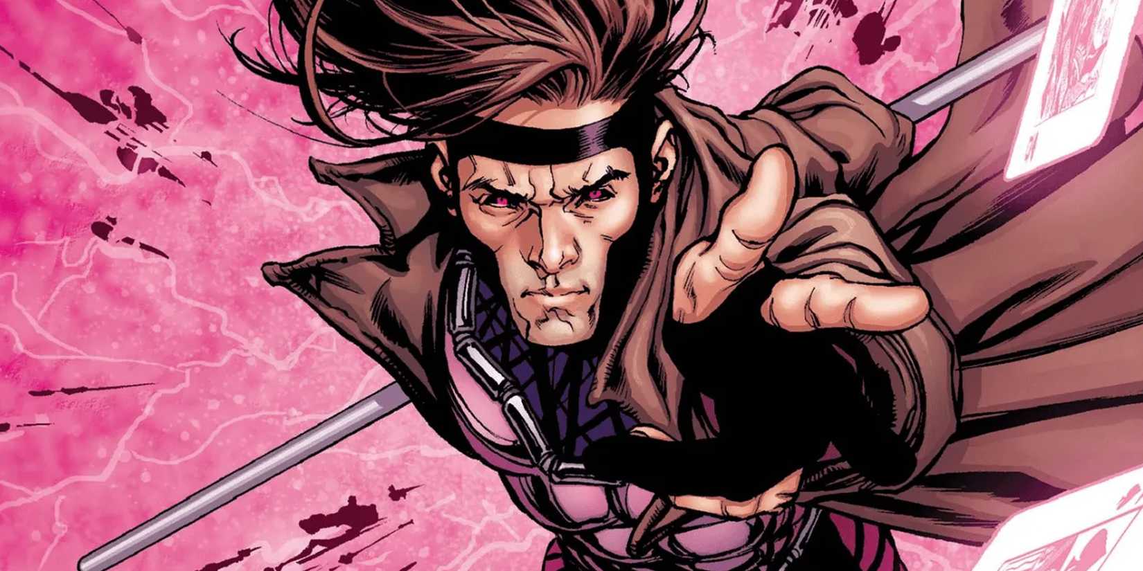Gambit throwing cards in Marvel Comics