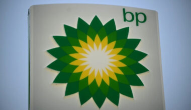 BP net profit quadruples on higher oil prices