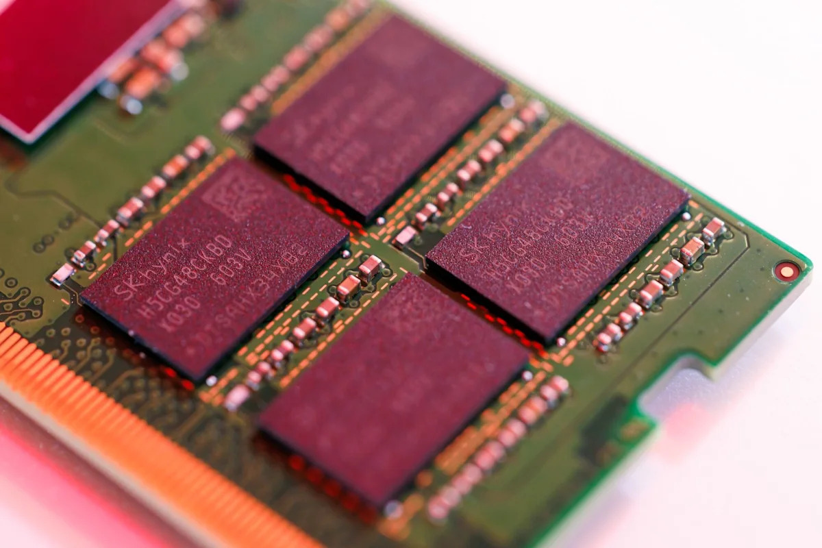 SK Hynix Profit Jumps Seven-Fold to Soothe Doubts Over AI Rush