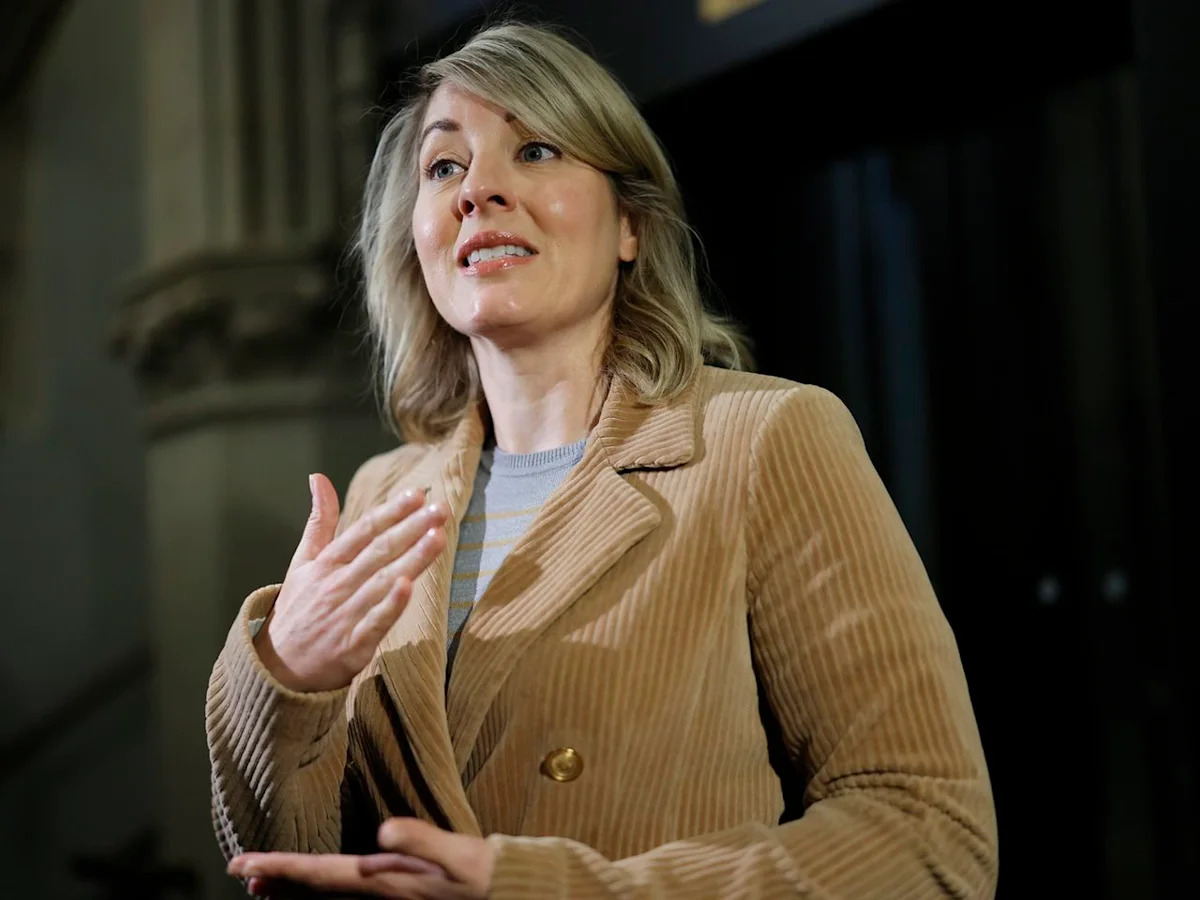 Ottawa's new venture capital strategy promises $1.75 billion to keep startups at home