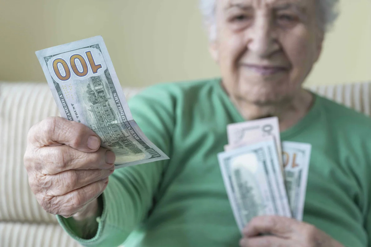 How Many US Families Have $1 Million in Retirement Accounts?