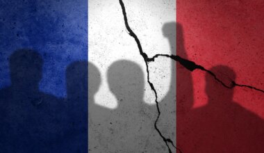 How France Risks Dragging The Eurozone Toward The Precipice (SP500) - Seeking Alpha