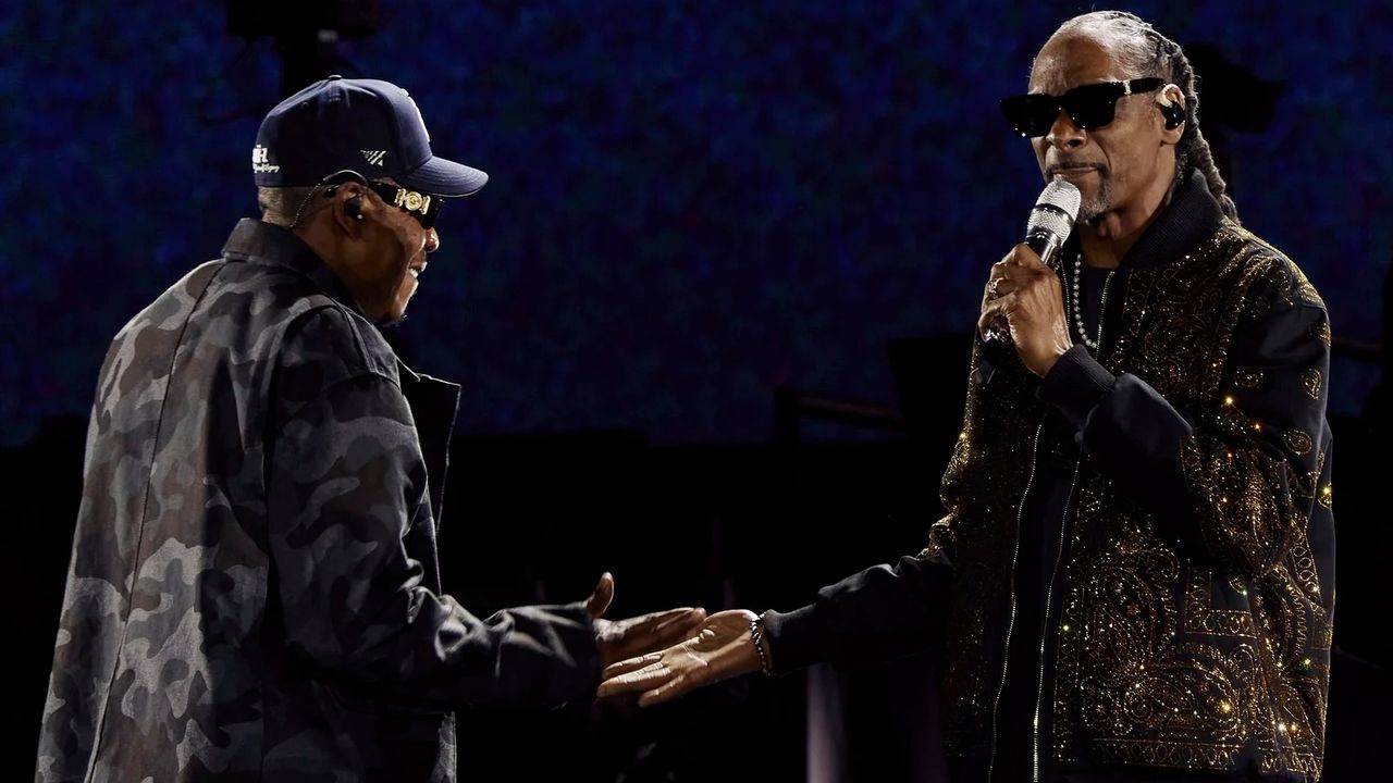 Watch Jay-Z Bring Out Dr. Dre and Snoop Dogg at LA Tour Closer