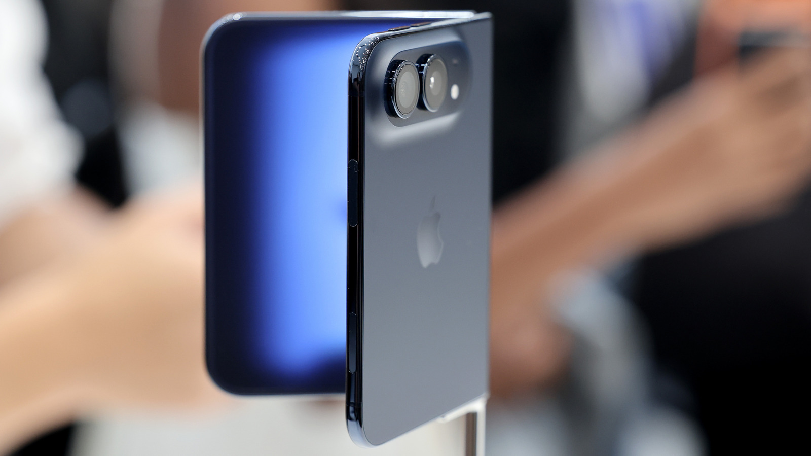 How Long Will Apple Offer Software Support For The iPhone 18 Pro And The iPhone Duo?