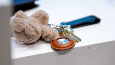 Samsung Galaxy SmartTag 3 on a key chain
