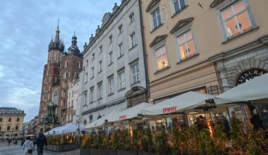 Polish consumers keep spending, but momentum softens | articles
