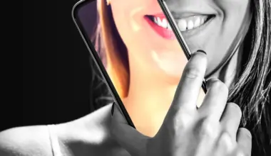 States seek to ban ‘extreme’ beauty filters on Meta — but where should they draw the line? : NPR