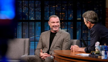 'Nocturne' star Liev Schreiber apologizes for berating reporter