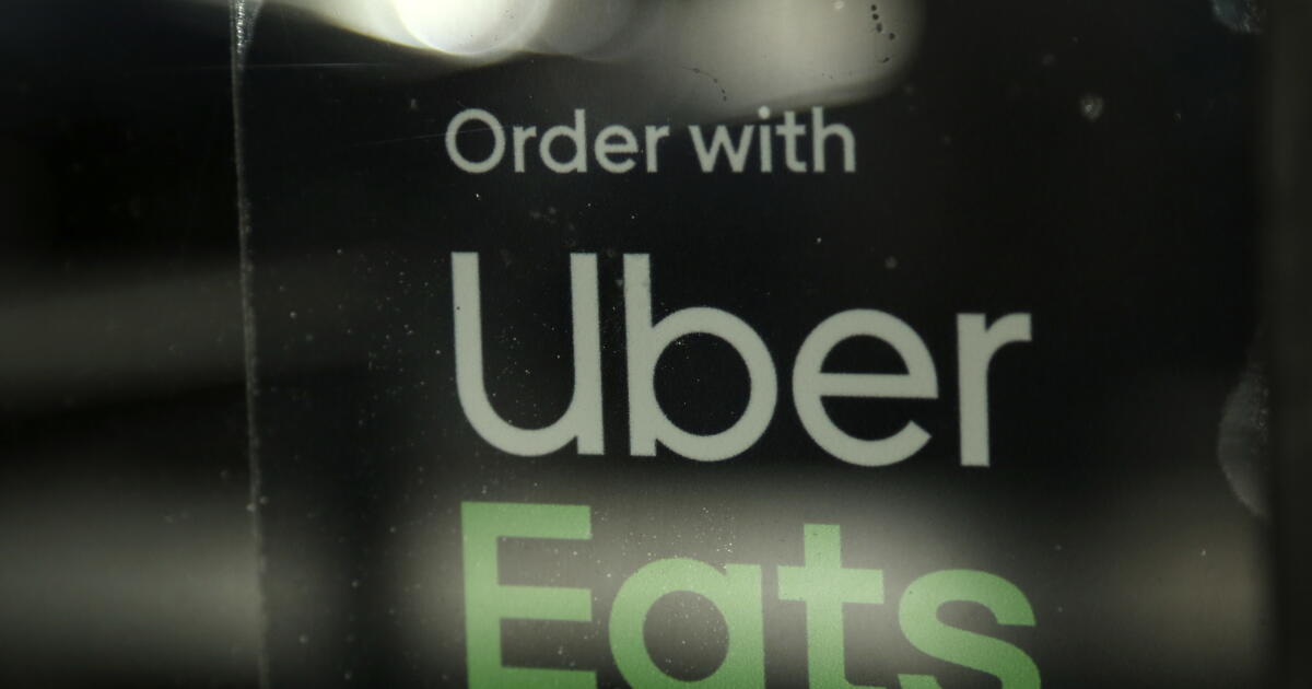 Uber executive overseeing robotaxi push is latest leader to leave