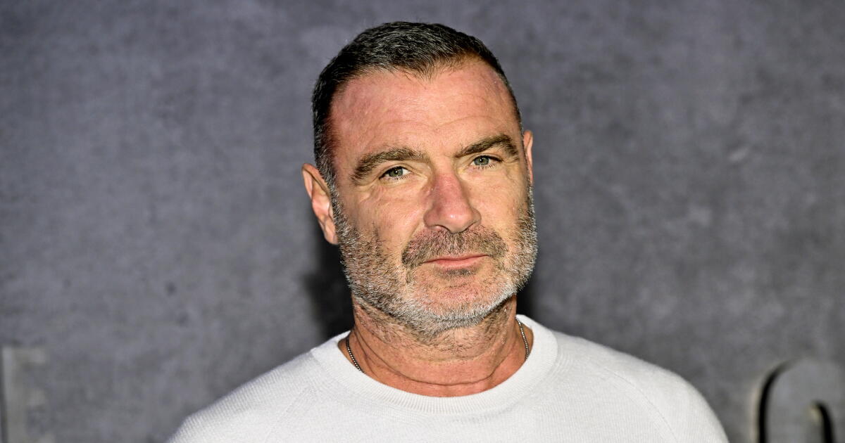 Liev Schreiber scolds Apple TV reporter on 'Nocturne' red carpet