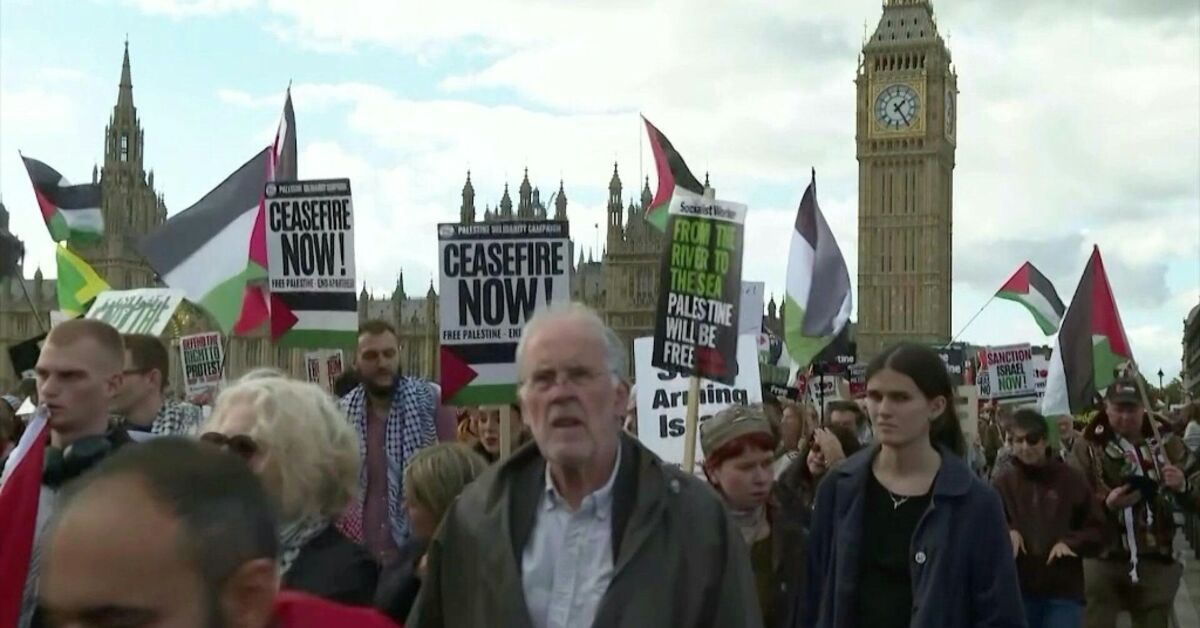 Thousands join pro-Palestinian marches in several European cities
