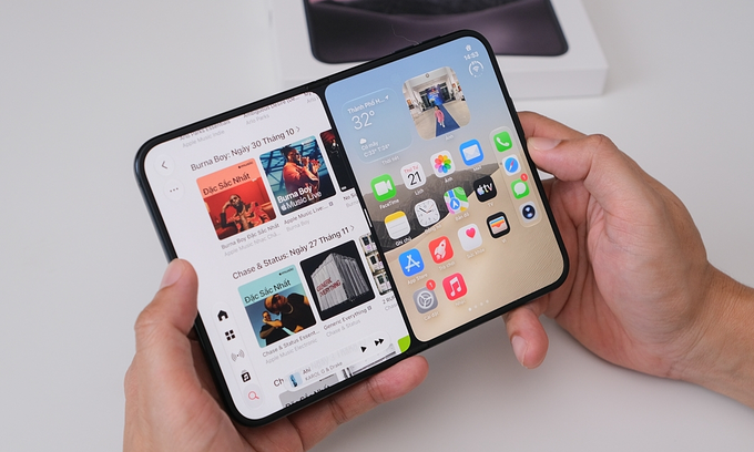 Apple's iPhone Duo resells for $4,250 in Hong Kong as shortages drive up prices