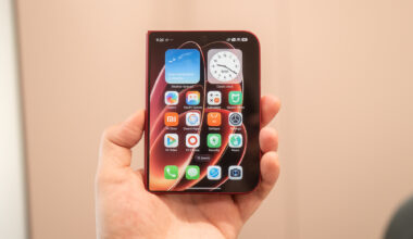 Image of a foldable phone's outer screen