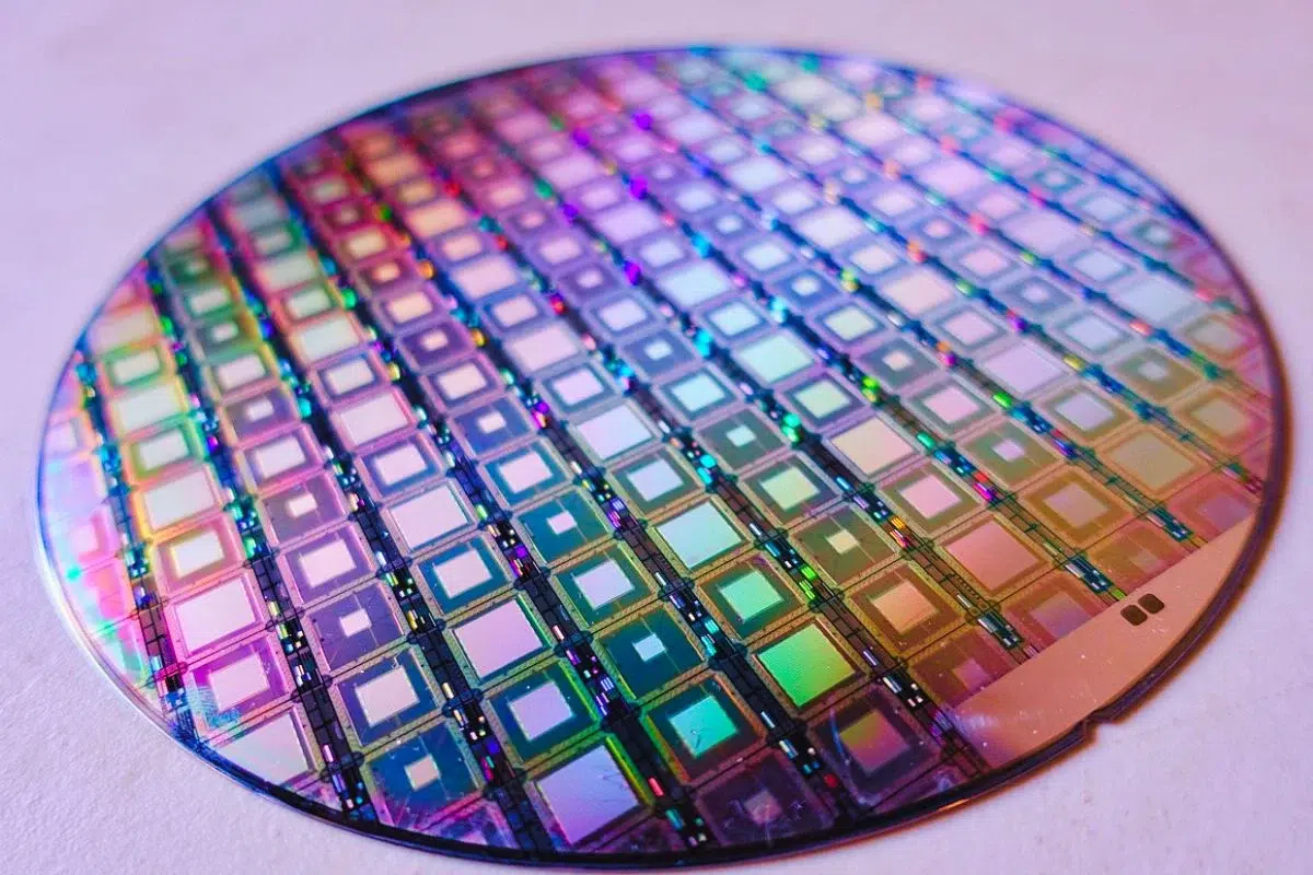 The United States and Australia have found a $159 billion solution to the biggest problem in quantum computing: its extreme cooling needs