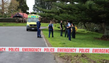 SunLive - Body on beach: Police confirm death not suspicious