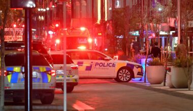 'Grievous' assault leaves blood, belongings scattered on George St