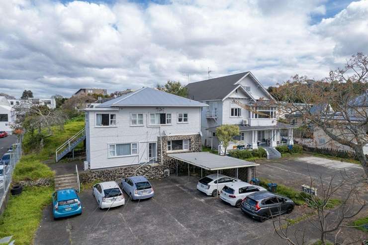 74 and 76 Gillies Avenue, next to Westfield Newmarket, in Auckland, have returned to sale. The agent selling the properties denies they sold in May. Photo / Supplied