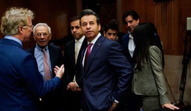 Under Trump, FDA seeks to abandon expert reviews of new drugs