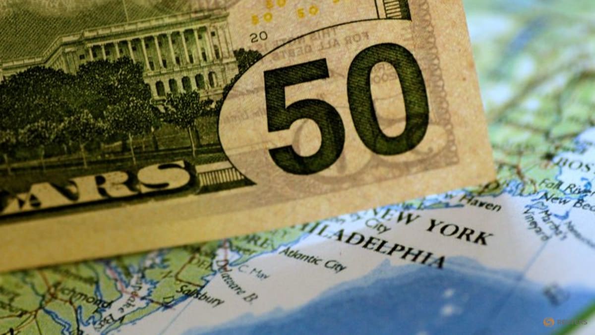 Dollar rises after Powell reiterates caution over further easing