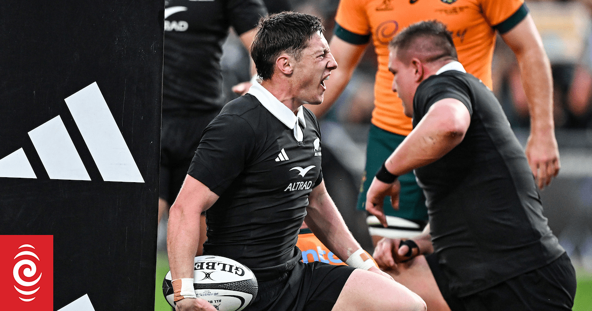 Bledisloe Cup live updates: All Blacks v Wallabies