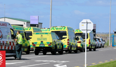 Fire reported on Qantas flight before landing at Auckland Airport