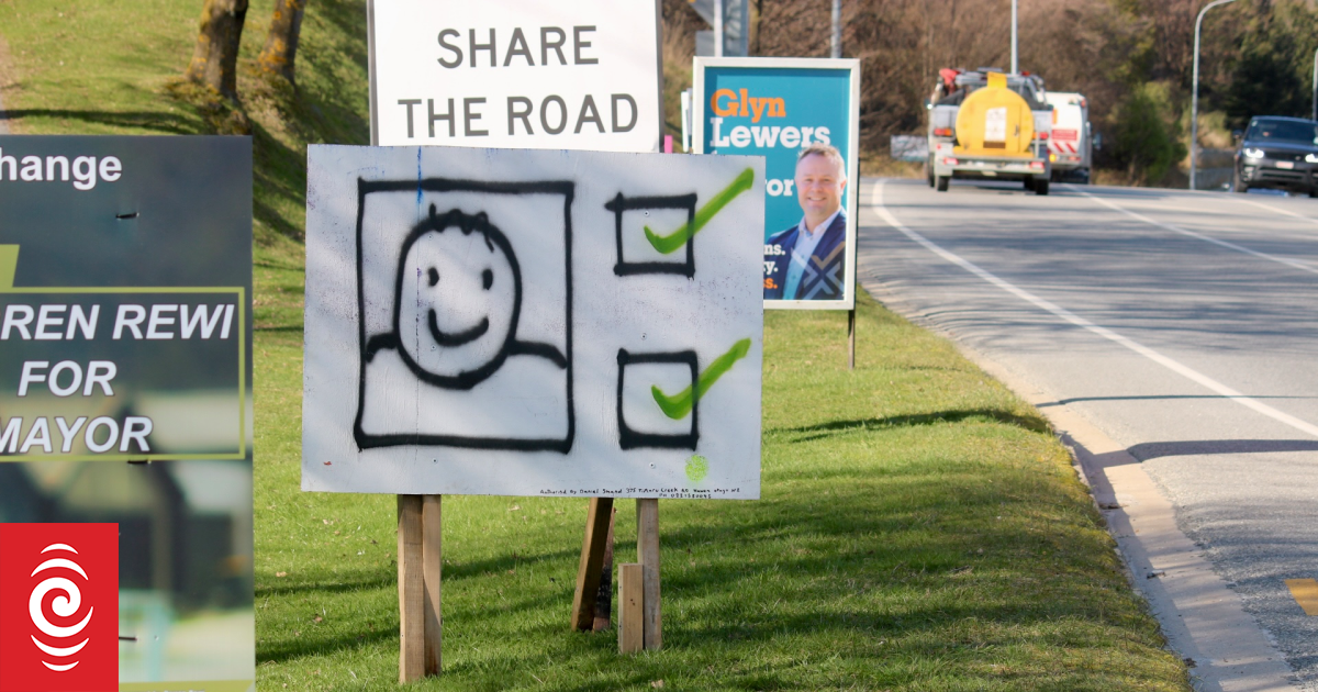The 'deconstructionist' meaning behind Queenstown's curious election hoardings