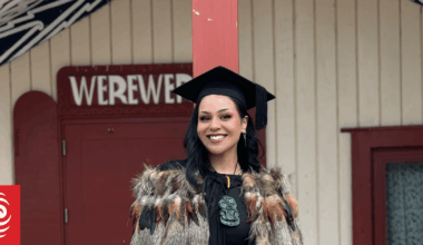 Wahine lawyer planting seeds for te reo Māori online
