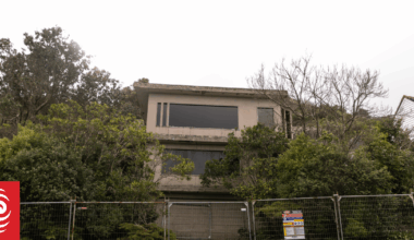 Relief for neighbours as demolition begins on mouldy, abandoned Wellington home