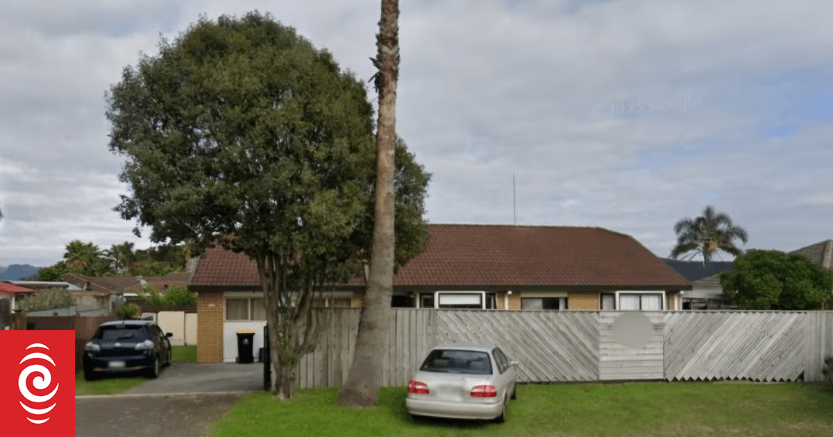 Crown takes Mount Maunganui house, cash, Rolex, car after Hongxia May Chen hired illegal sex workers