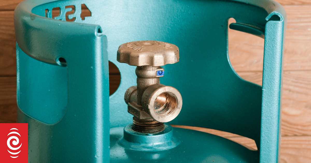 Two injured after gas bottle explodes on work vehicle