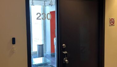 A lucrative internet scam traces back to this Montreal office