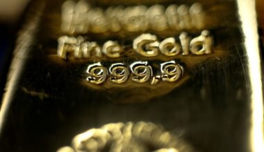 Banks ride gold rush trading bonanza