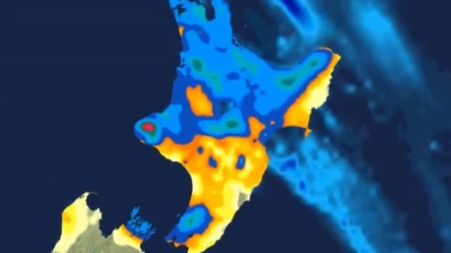 SunLive - Bay of Plenty under heavy rain watch