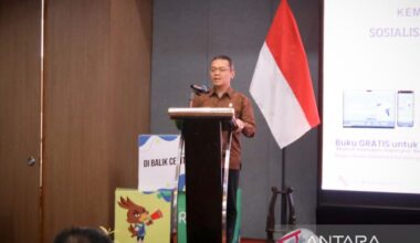 Let's inhibit reading habit in children since early age: Ministry