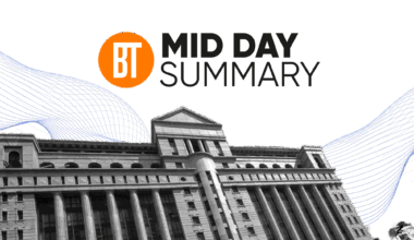 Bursa Edges Higher, Tech And Solar Stocks Lead Gains