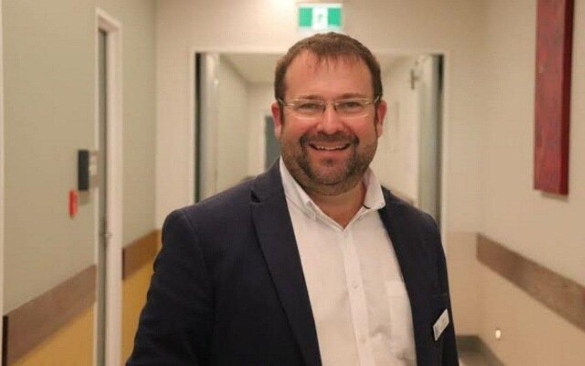 Opinions split on private hospital plans