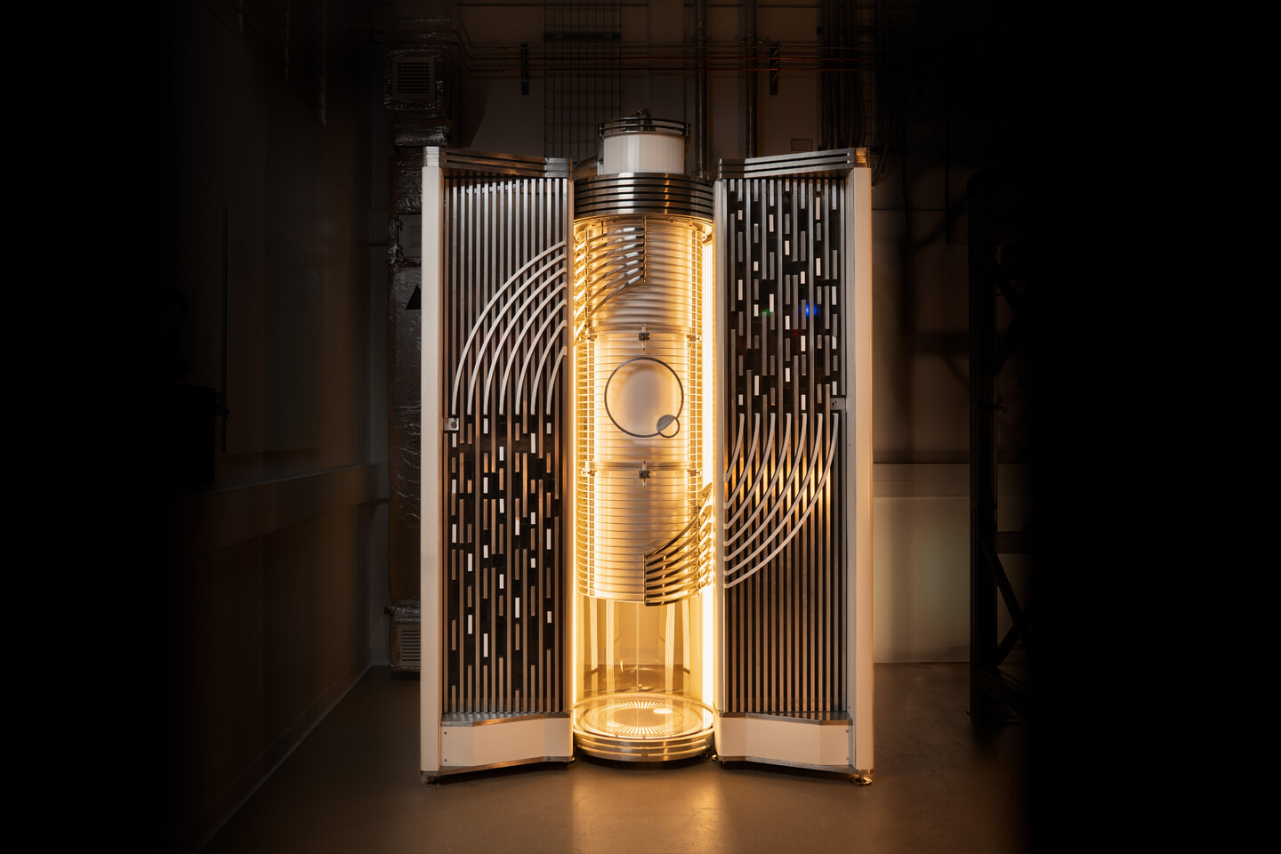 Quantum Motion Delivers the Industry's First Full-Stack Silicon CMOS Quantum Computer